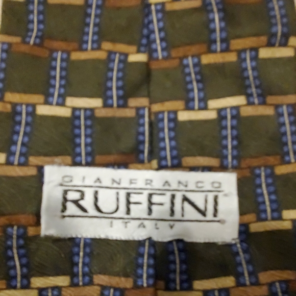 DIMOGGIO GOLD ,RUFFINI TIES - Picture 5 of 5